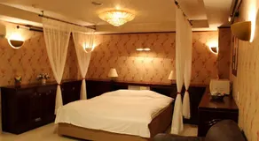 Santa no Ouchi-LoveHotel - Image 3