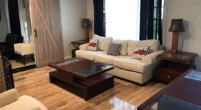Spacious 5 Bedroom Home in Decatur Near Downtown Atlanta Ideal for Families & Groups - Image 2