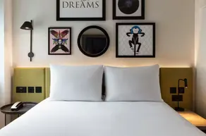 Hampton by Hilton Paris Saint Ouen - Image 3