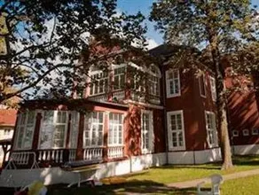 BF Hotel - Image 3