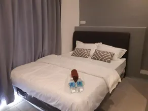 Halo Hotel - Image 2