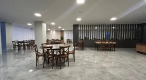 Hotel Bon Vivant - Image 5