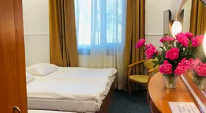 Hotel Taurus - Image 2