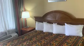 Mt. Vernon Motel - Image 2