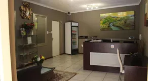 Flamboyant Guest Lodge - Image 2