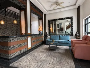 Seven Suites Hotel Antipolo - Image 4
