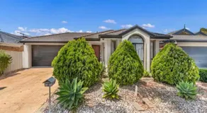 A spacious Vacation Home nearby Melbourne Airport - Image 2