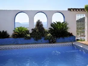 Familienfreundliches Ferienhaus mit Garten, Grill und privatem Pool - Image 4