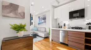 Trendy 2BR Plus Family Getaway | Suite 4 - Image 5