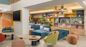 Hampton By Hilton Paris Charles De Gaulle Airport - Image 5