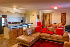 Bella Vista Long Beach - Image 2