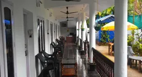 Sky Palace Beach Hotel - Image 3