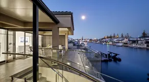 Aztec Island Luxury Canal Retreat with Jetty - Image 4
