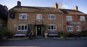 The Red Lion - Image 4