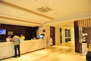 City Comfort Inn Zhengzhou Lvcheng Square Metro Station - Image 3