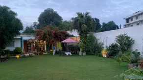Green Serene Abode - Image 2