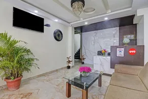 Hotel O Maitry - Image 2