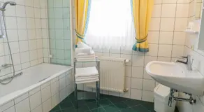 Aparthotel Alpina - Image 4