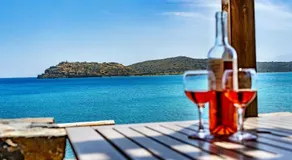 Plaka Beach Cottages - Image 5