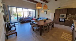Sunflower Farmhouse, Xewkija, Gozo - Image 2