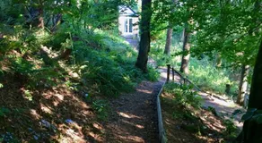 Little Woodacott - Image 2