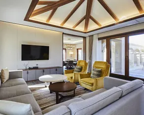 Camphortree Hotel and Resort - Image 3