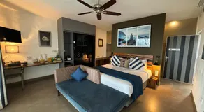 Cintacor Island Resort - Image 2
