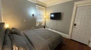 Lovely Studio Apartment Near Cobbs Hill - Image 2