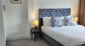 River Breeze Apartments 2 - Image 2