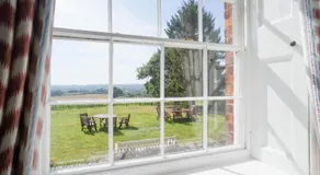 Colthrop Manor B&B - Image 2