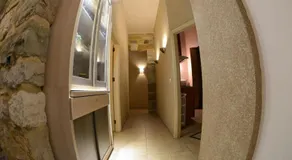 Bauhaus Motel - Image 5