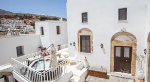 Heritage Luxury Suites - Image 5