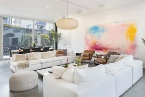 Venice View by Avantstay Walk to Venice Beach Rooftop, Ice Bath, Luxe Design - Image 3
