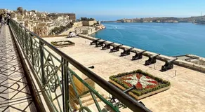 Charming Stone Retreat Walk in Valletta - Image 4