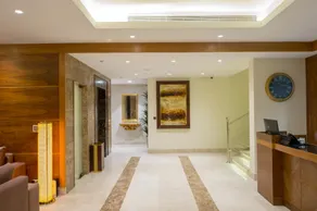 Classical Hotel Suites - Image 3