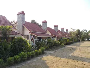 Ratchapreuk Resort - Image 5