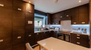 The Town House Kinsale, Hosted by Exquisite holiday homes, sleeps 16 - Image 3
