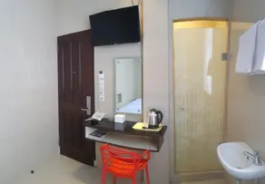 Nusa Hotel - Image 2