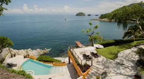 Oceanfront 15 Bedroom Villa for 34 Guests - Image 5