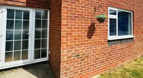 EVELYN - KENILWORTH STUDIO FLAT 30m2 - PRIVATE PARKING - Image 3