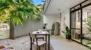 Naousa Private Beach Bungalow - Image 5