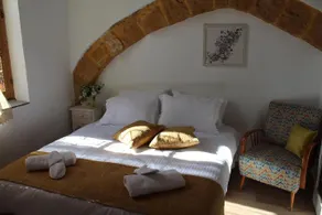 Pedieos Guest House - Image 2