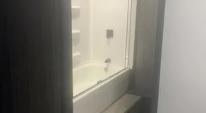 Storefront apartment - Image 2
