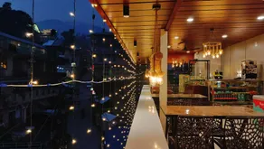 Hotel Pink White Mcleodganj - Image 3