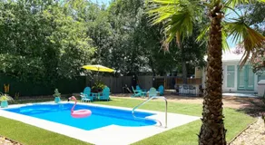 2BR/2BTH w/Private Pool, Riverwalk, Downtown - Image 5