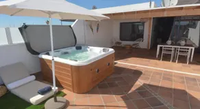 Far-Island Villa - Image 3
