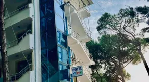Hotel Ylberi - Image 2
