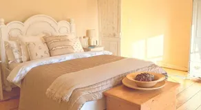 Beehive Cottage - Image 2