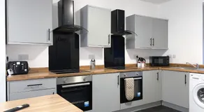 Rock Lane House by Serviced Living Liverpool - Image 2