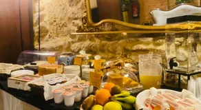 BeeClaire Guest House - Image 5